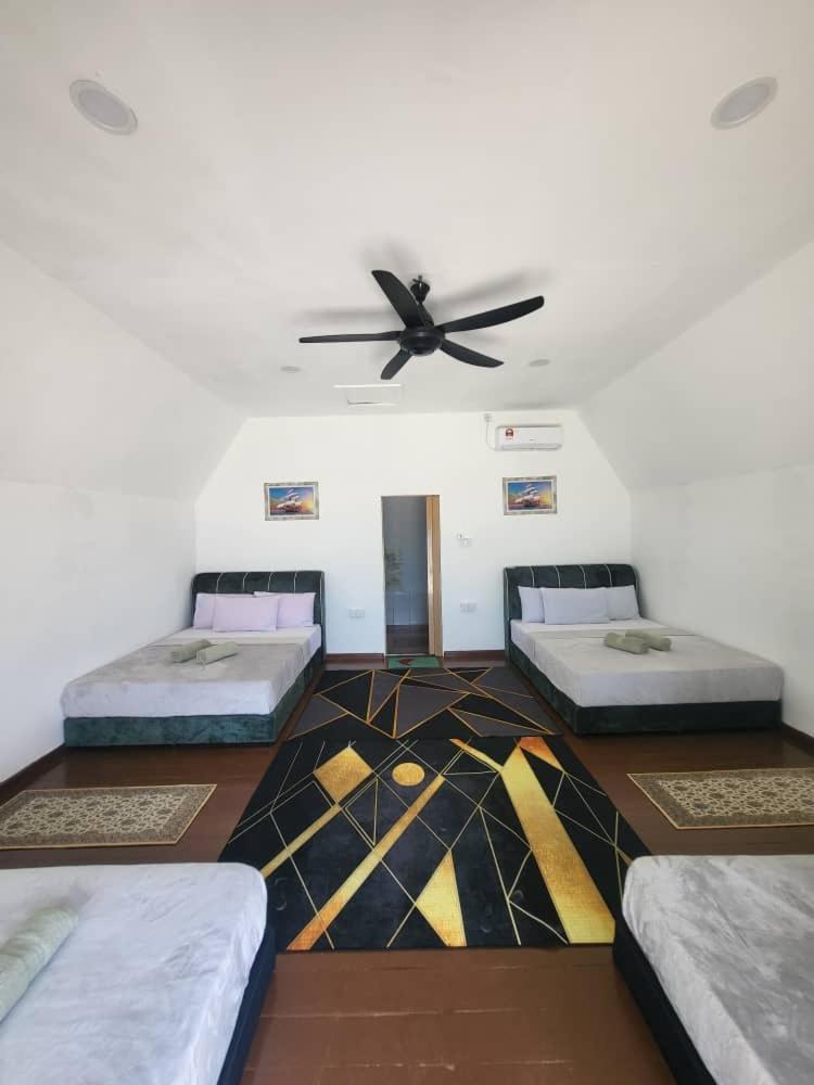 Dewati Roomstay B&B Lang Tengah Extérieur photo
