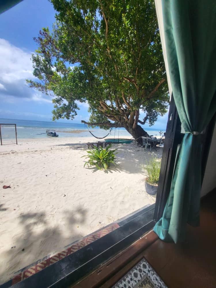 Dewati Roomstay B&B Lang Tengah Extérieur photo