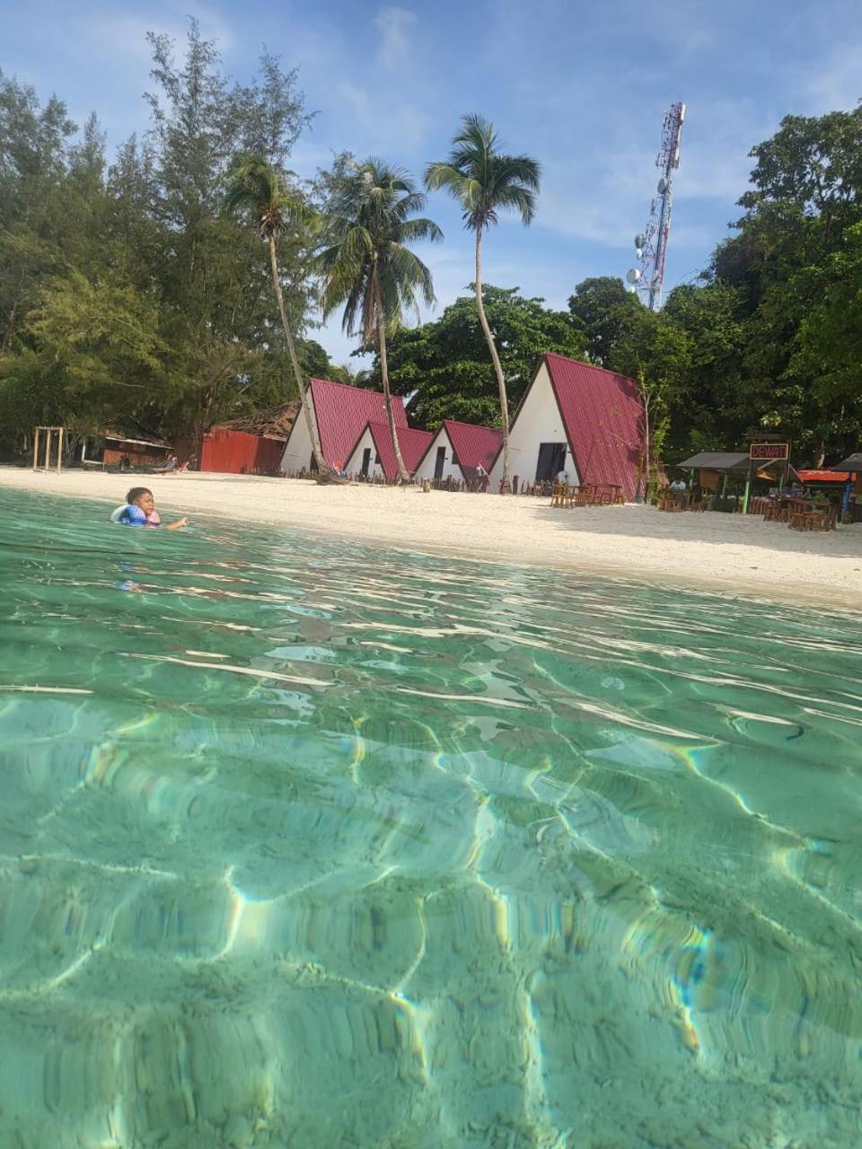 Dewati Roomstay B&B Lang Tengah Extérieur photo