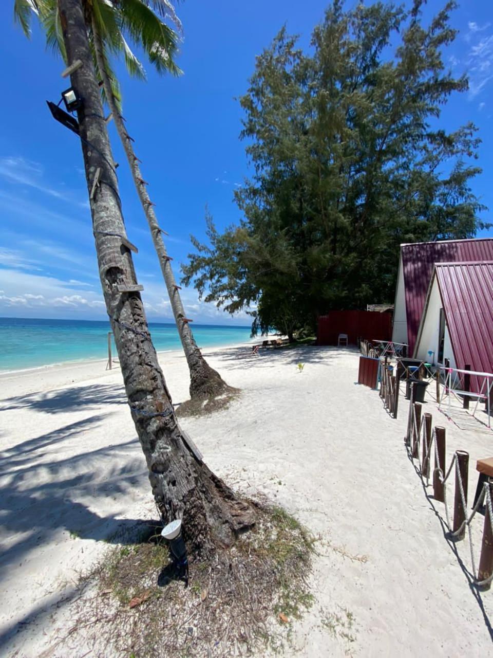 Dewati Roomstay B&B Lang Tengah Extérieur photo