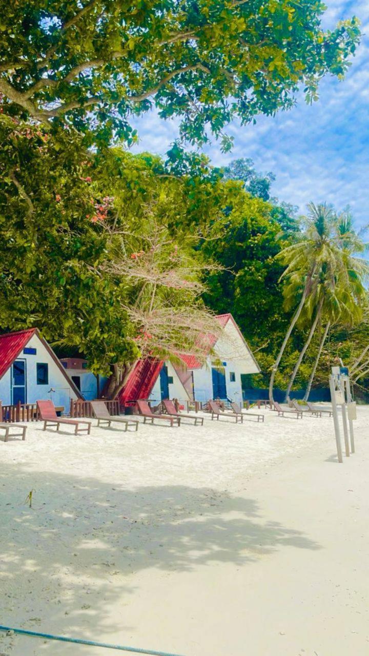 Dewati Roomstay B&B Lang Tengah Extérieur photo