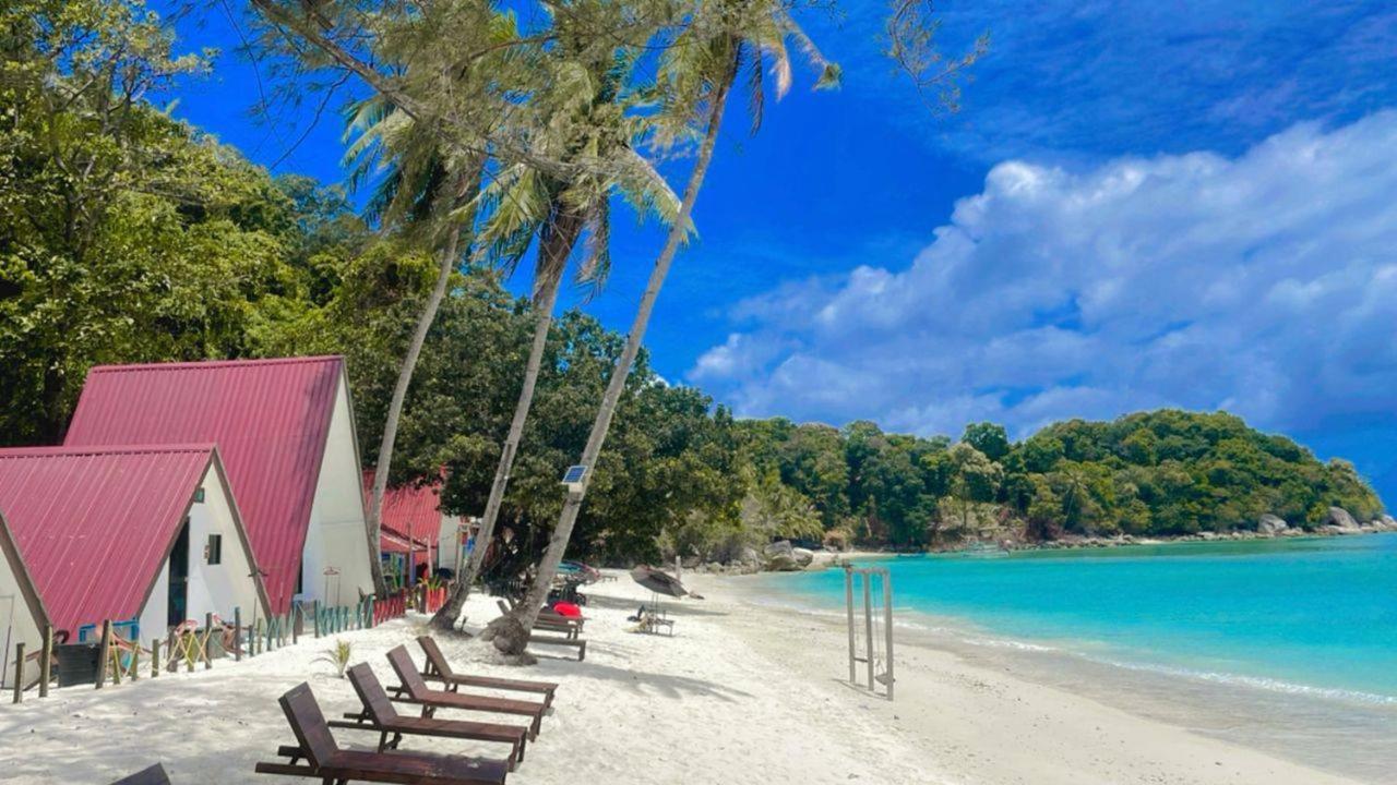 Dewati Roomstay B&B Lang Tengah Extérieur photo